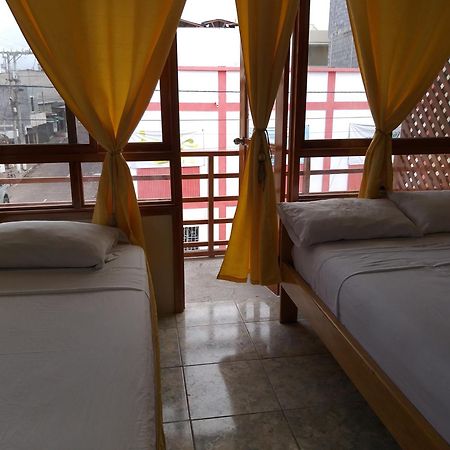 Hostal Miconia Puerto Ayora  Room photo