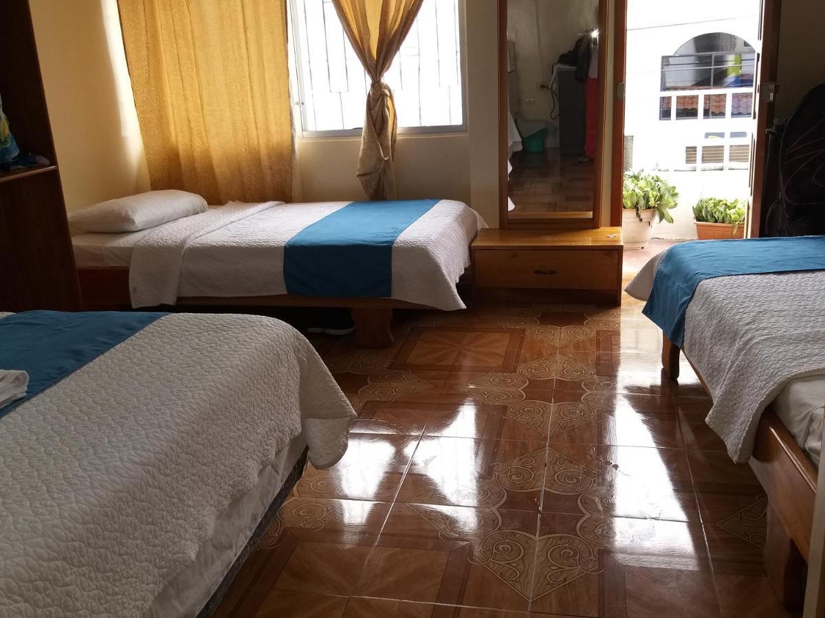Hostal Miconia Puerto Ayora  Exterior photo