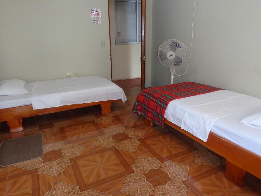 Hostal Miconia Puerto Ayora  Room photo